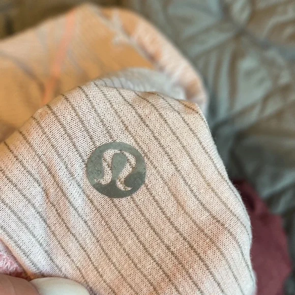 Lululemon Tank - Picture 4 of 5